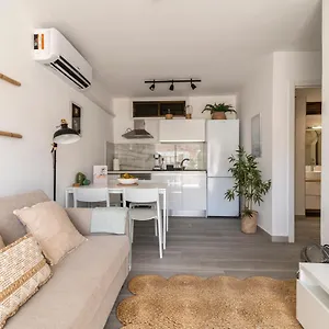 Cozy In The Heart Of Puerto Rico Apartment